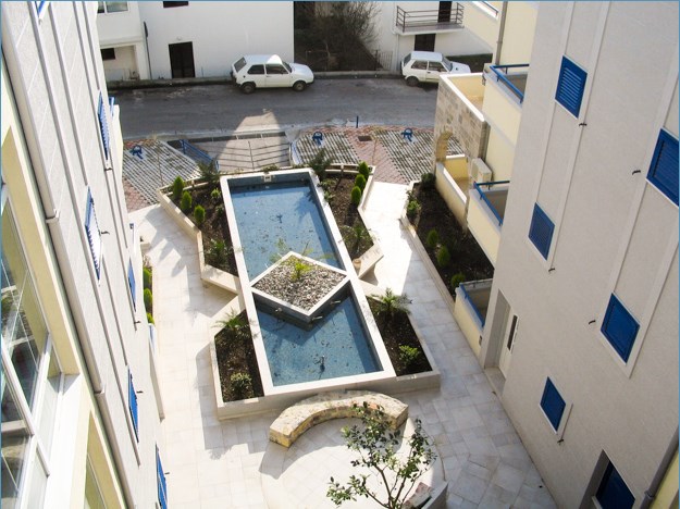 Apt Fontana